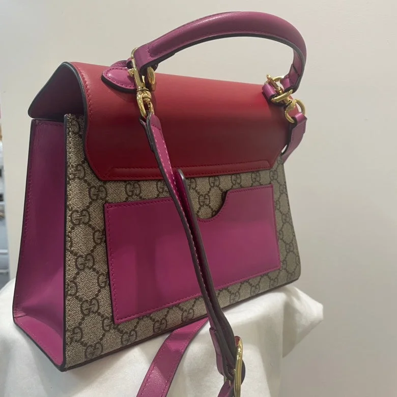 Women Gucci bags with a front - zip pocket for small itemsGucci GG Supreme Padlock Top Handle Shoulder Bag,Red & Beige