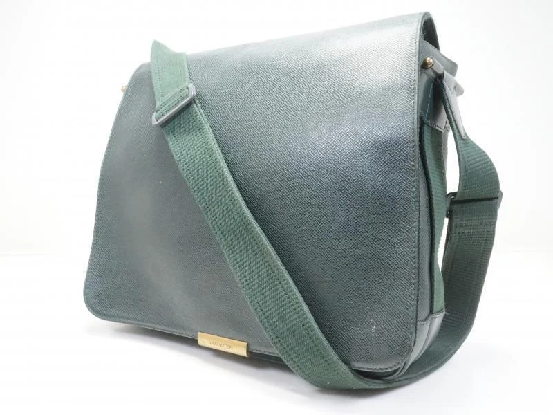 Ladies Louis Vuitton Capucines bags with gold - toned hardwareAuthentic Pre-owned Louis Vuitton Taiga Epicea Green Viktor Messenger Crossbody Bag M30144 170250