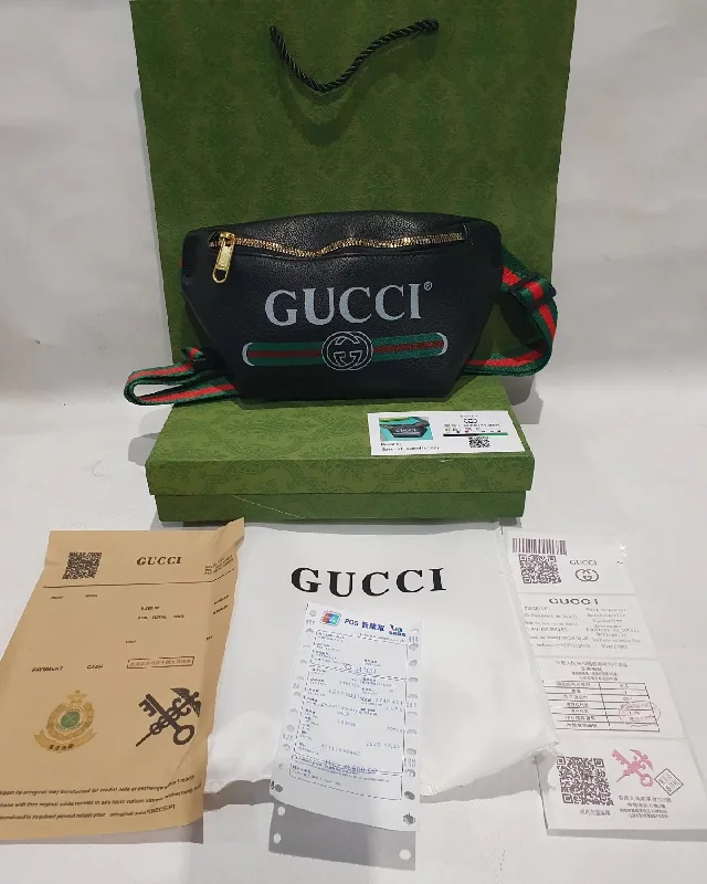 Ladies Gucci shoulder bags with a magnetic - closure flapGucci Bum Bag /Fanny Pack