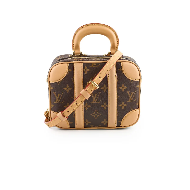 Ladies Louis Vuitton Capucines bags with a detachable shoulder strapLouis Vuitton Valisette BB Monogram Microchip