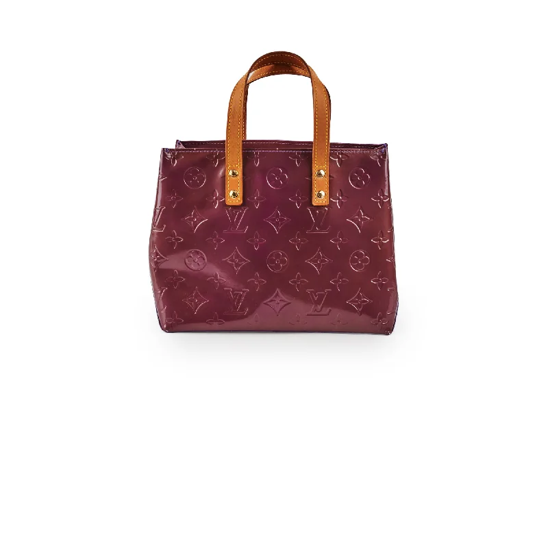 Louis Vuitton bags with a magnetic snap closure for easy accessLouis Vuitton Reade PM Tote