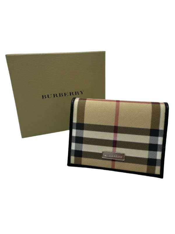 Burberry Bags with Detachable Straps for CustomizationWallet Luxury Designer By Burberry