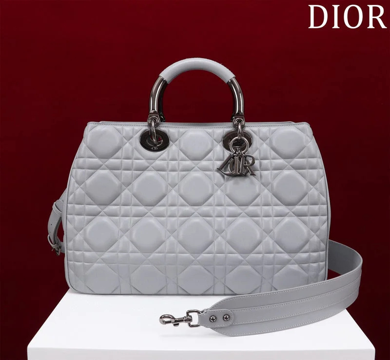 Christian Dior handbags with a back - pocket for quick storageBC - Dior Bags - 1029