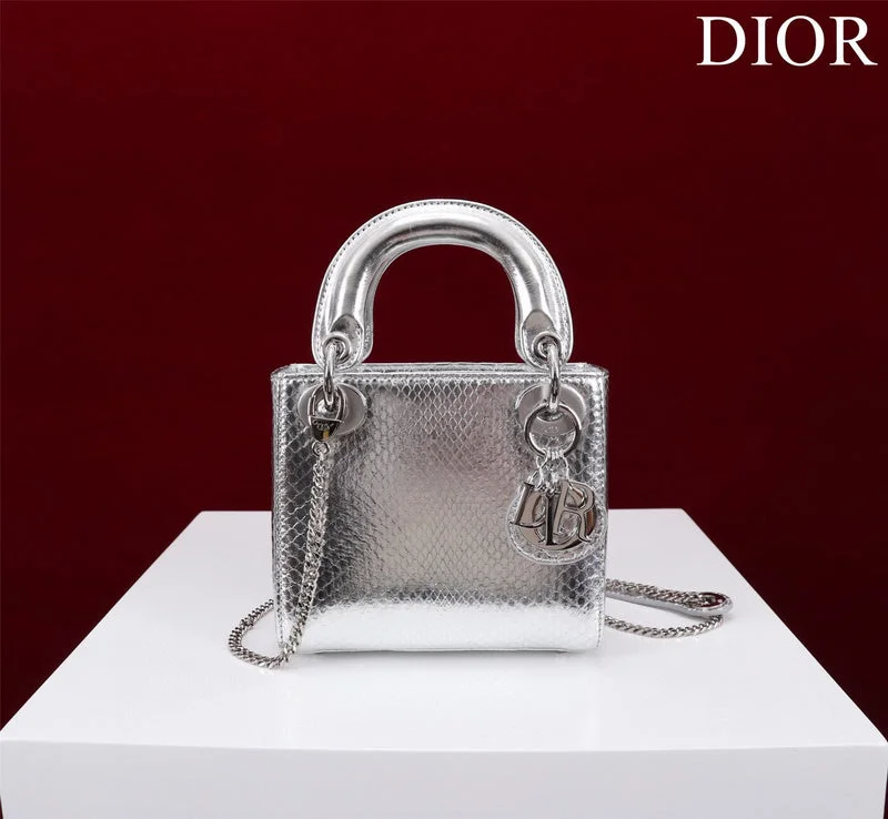 Fashion - forward Christian Dior tote bags for the modern womanBC - Dior Bags - 109