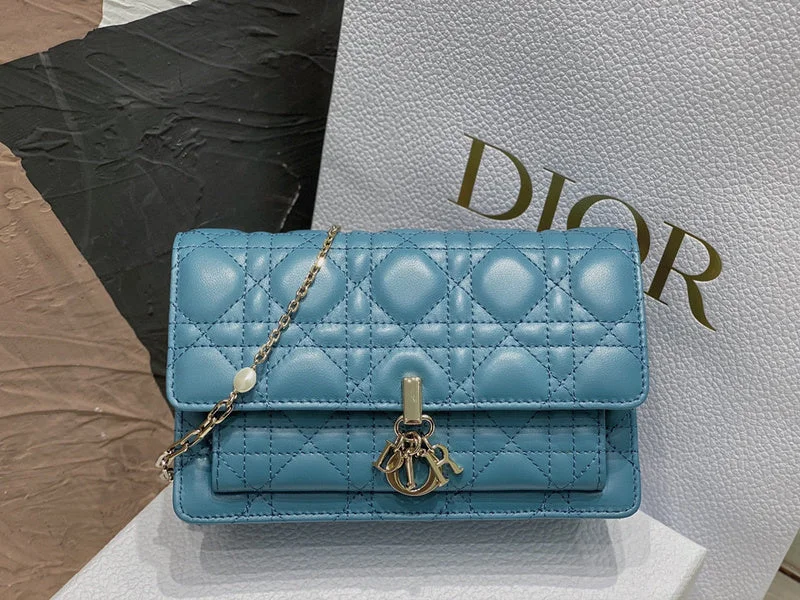 Trendsetting Christian Dior crossbody bags with a colorful strapChristian Dior  Bags - 3117