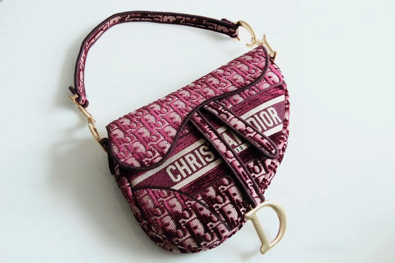 Christian Dior crossbody bags with a front - flap pocket for easy accessChristian Dior  Bags - 3166