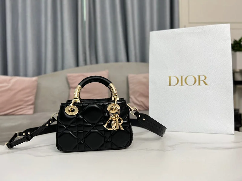 High - fashion Christian Dior bags with a geometric patternChristian Dior  Bags - 319